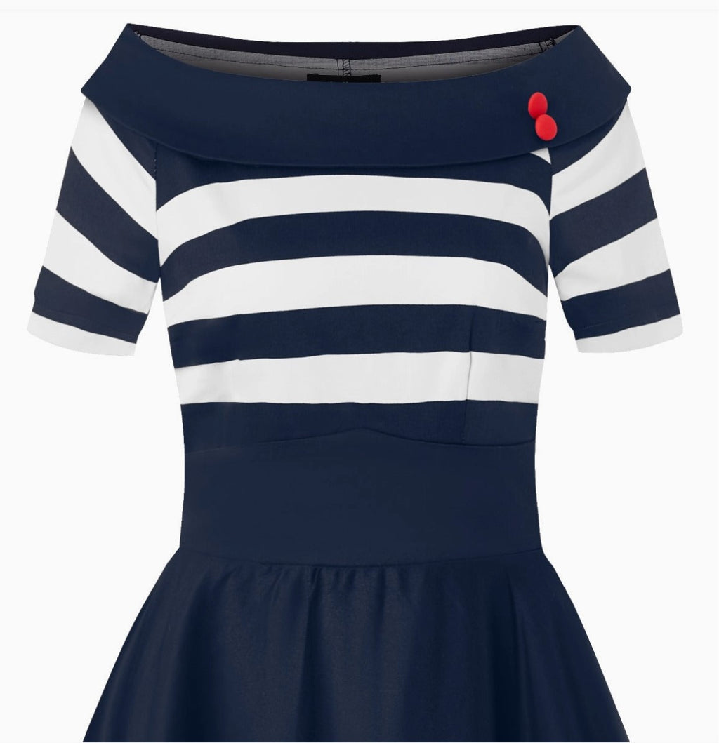 Vestido estilo em listras